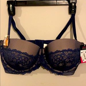 MAIDENFORM 5 way bra